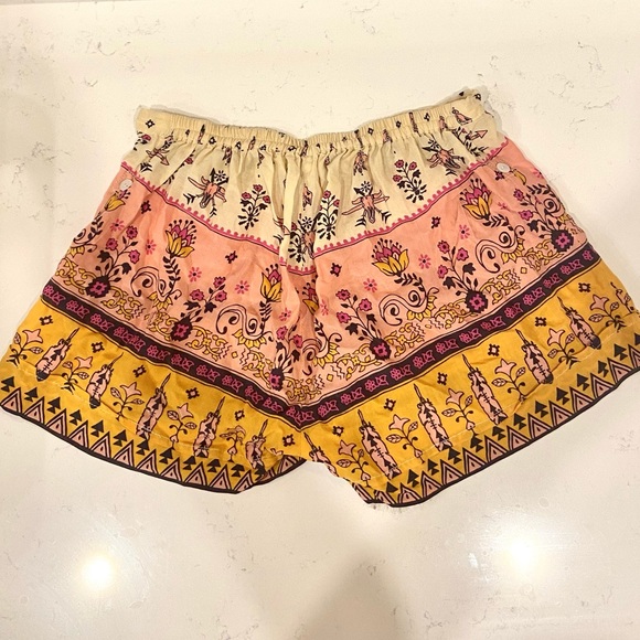 ✨ S O L D ✨ Spell and the Gypsy Desert Wanderer Shorts - High Noon - Picture 6 of 7
